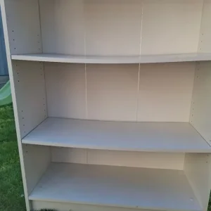 White bookshelf good condition - Image 2