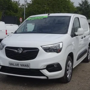 2021 Vauxhall Combo Cargo Sportive L1H1 1.5 Diesel Manual 3-Seater Panel Van - Image 3