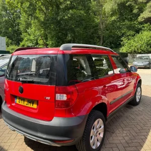 2011 Skoda Yeti Hatchback 2.0 Diesel 4x4 - Image 2