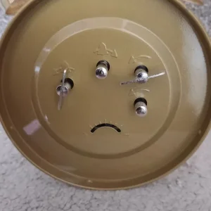 Wind-up double bell clocks - Image 2