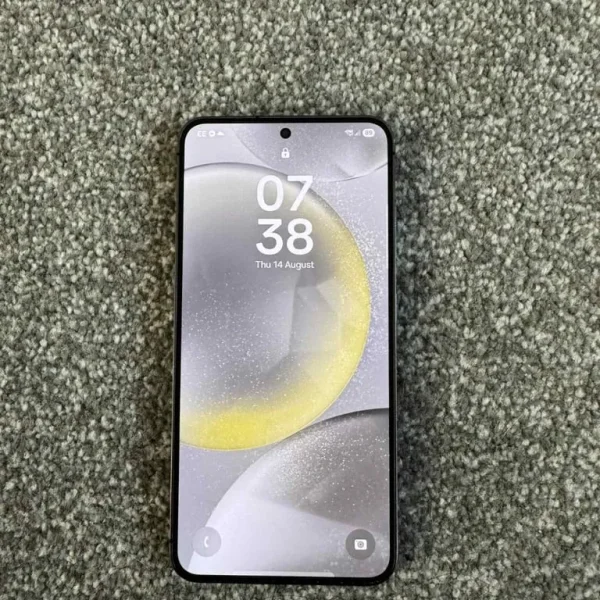 Samsung S24