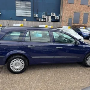 VAUXHALL ASTRA 1.8 i 16v Life 2006 - Image 8