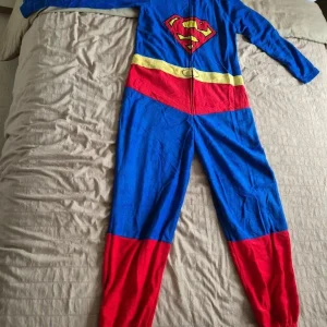 Superman Onesie in Small – unused