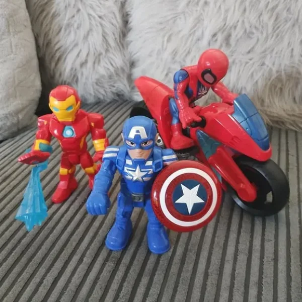 Marvel Spiderman (& bike), Captain America, & Ironman figures