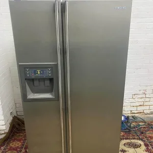 Samsung Grey American Double Door Fridge Freezer with Water and Ice Dispenser - Image 3