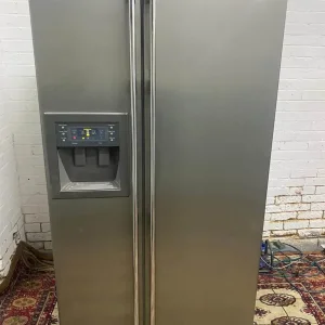 Samsung Grey American Double Door Fridge Freezer with Water and Ice Dispenser