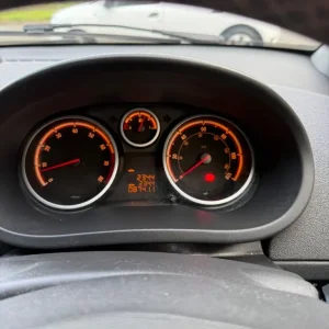 Vauxhall Corsa Hatchback 2012 Manual 1398cc 5-door - Image 8