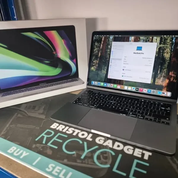 Macbook Pro 2020 M1 16GB 512GB Touchbar Boxed with Charger