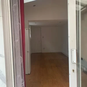 Outhouse - one bedroom flat - Image 4