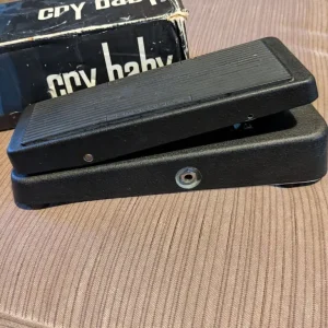 Dunlop Cry Baby Wah guitar pedal - Image 3