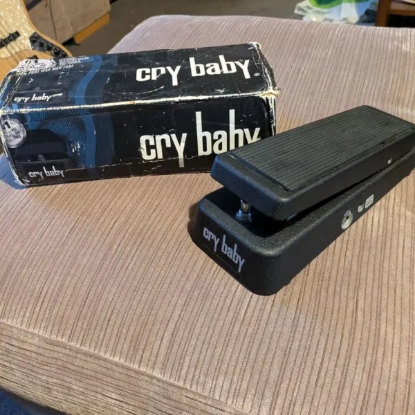 Dunlop Cry Baby Wah guitar pedal