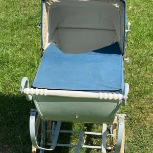 Vintage Coach Built Doll Pram-Original Cover & Hood - Image 2