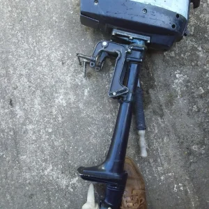 YAMAHA 2 STROKE OUTBOARD ENGINE