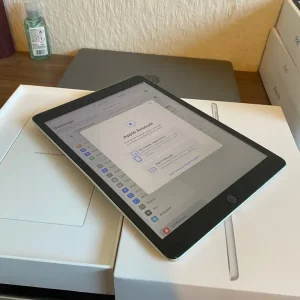 iPad 9th Generation 64GB (WiFi) - Image 3