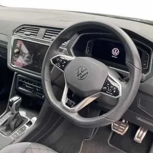 2023 Volkswagen Tiguan 1.5 TSI 150 R-Line Edition Estate - Image 6