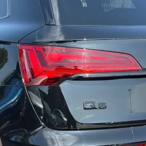 2023 Audi Q5 Black Edition 40 TDI quattro - Image 7