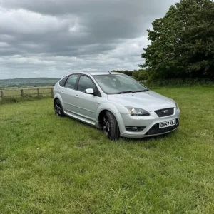 Ford Focus Hatchback 2007 Manual 5-door - Image 2