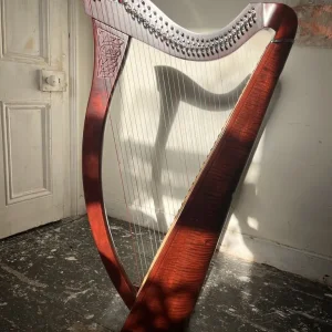 Camac Aziliz 34 string lever harp