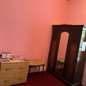 Room near the West End - Image 2