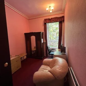 Room near the West End