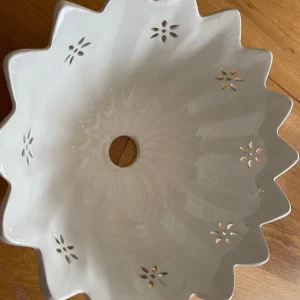 Ceramic shade and fitting - Image 2