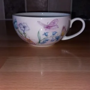 Pastimes fine bone china cup - Image 2
