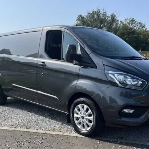 2023 Ford Transit Custom 2.0 EcoBlue 130ps Low Roof Limited Van Diesel Manual - Image 6