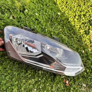 Vw polo right headlight - Image 6