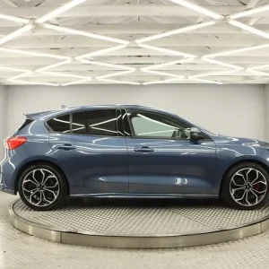 2020 Ford Focus ST-Line X Hatchback - Image 4