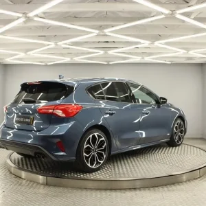 2020 Ford Focus ST-Line X Hatchback - Image 6