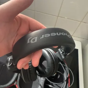 Pioneer DJ X10K Professional DJ Headphones - Image 2
