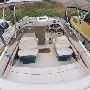 2000 Bayliner Capri 2352 LX with Trailer - Image 6