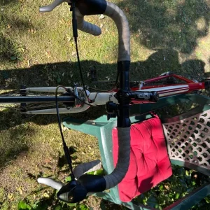 B Twin Sport road bike - Image 5