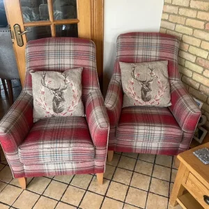 Beautiful red check set of 2 chairs - Image 2