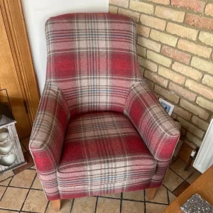 Beautiful red check set of 2 chairs