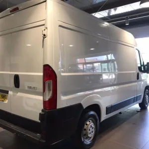 2020 Citroen Relay 2.2 BlueHDi H2 Van 140ps Enterprise PANEL VAN Diesel Manual - Image 3