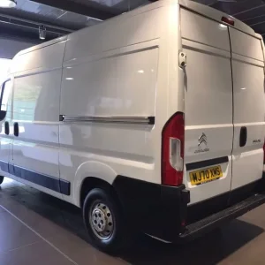2020 Citroen Relay 2.2 BlueHDi H2 Van 140ps Enterprise PANEL VAN Diesel Manual - Image 7