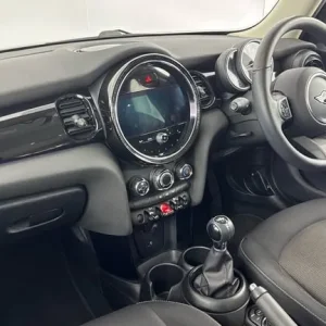 2021 MINI ONE 1.5 Petrol Manual 5-door - Image 7