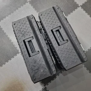 2 x Stanley 26 inch Metal/Plastic Toolboxes - Image 6