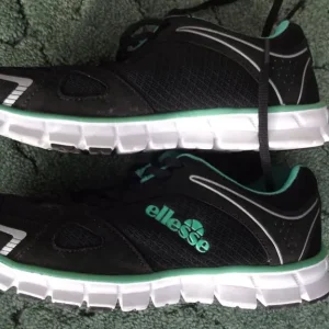 Ellesse womens trainers size 5 - Image 2
