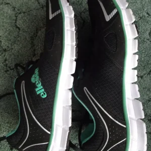 Ellesse womens trainers size 5 - Image 3