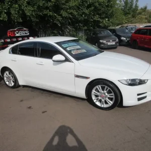 2017 Jaguar XE 2.0d Prestige 4-door Automatic Diesel - Image 8