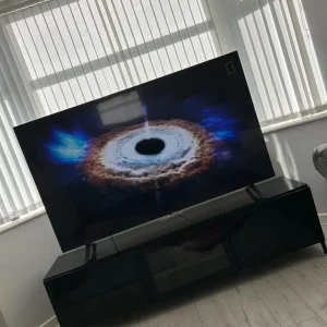 60” LG TV unit - Image 4