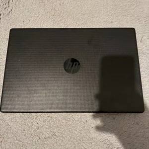 HP 15.6-inch laptop with Ryzen 3, 4GB RAM, 128GB SSD - Image 2
