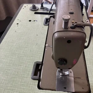 Brother DB-B755-3 industrial sewing machine - Image 3