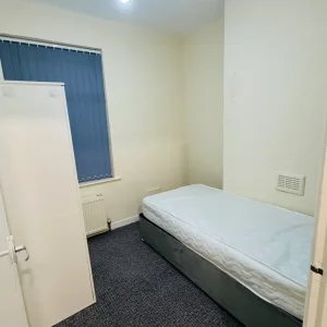 Private single room - Image 2