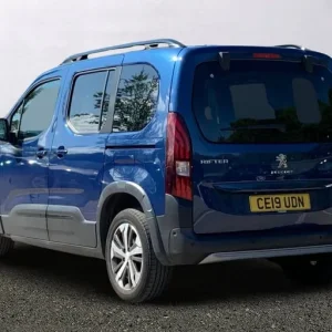 2019 Peugeot Rifter 1.5 BlueHDi 130 GT Line 5-door MPV - Image 2