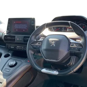 2019 Peugeot Rifter 1.5 BlueHDi 130 GT Line 5-door MPV - Image 3