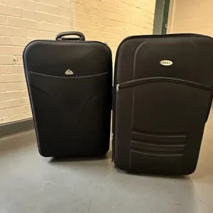 2 XLarge Suitcases - Image 4