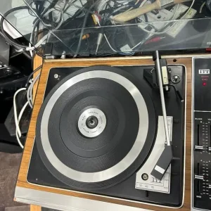 ITT Stereo 1040 BSR record player - Image 3